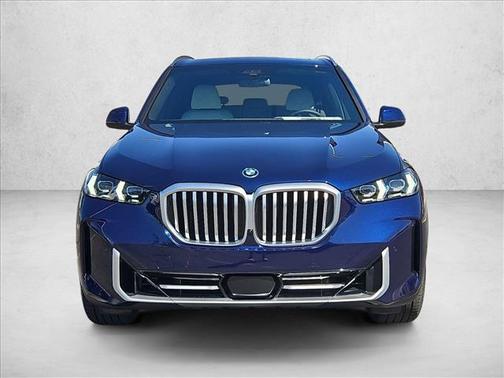 Tanzanite Blue II Metallic 2026 BMW X5 PHEV xDrive50e