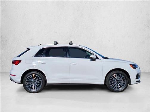 2022 Audi Q3 40 Premium