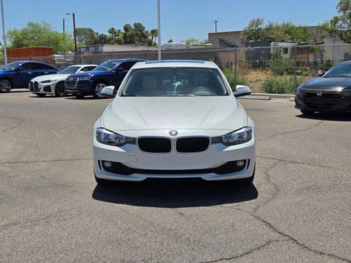 Mineral White Metallic 2015 BMW 320 i