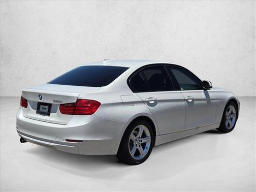 Mineral White Metallic 2015 BMW 320 i