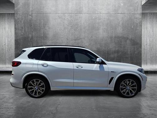 2022 BMW X5 PHEV xDrive45e
