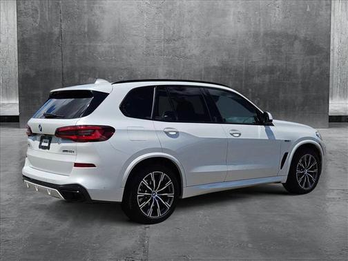 2022 BMW X5 PHEV xDrive45e