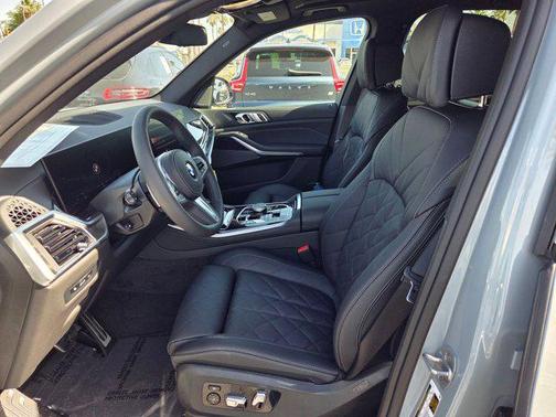 Brooklyn Grey Metallic 2026 BMW X5 xDrive40i