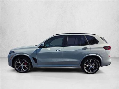 Brooklyn Grey Metallic 2026 BMW X5 xDrive40i