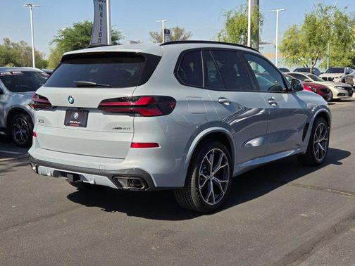 Brooklyn Grey Metallic 2026 BMW X5 xDrive40i