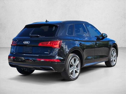 2020 Audi Q5 45 Prestige