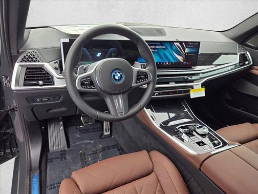 Dravit Grey Metallic 2026 BMW X5 PHEV xDrive50e