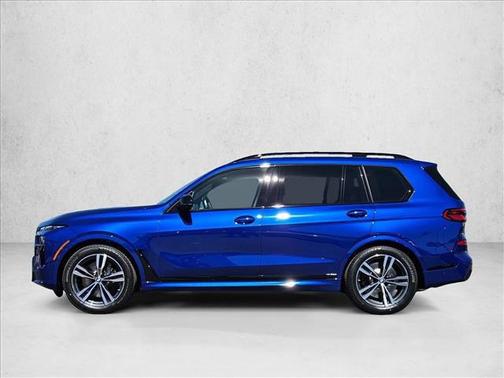 Marina Bay Blue Metallic 2026 BMW X7 M60i