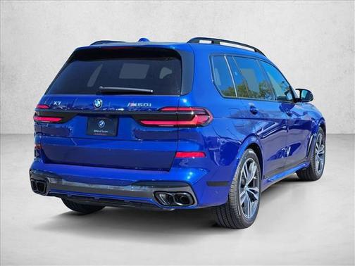 Marina Bay Blue Metallic 2026 BMW X7 M60i