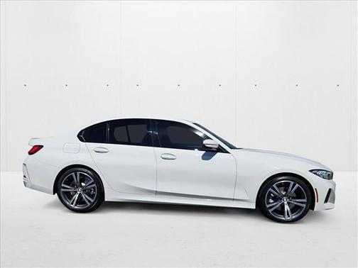 2023 BMW 330 330i