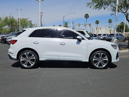 Glacier White Metallic 2020 Audi Q3 45 S line Prestige