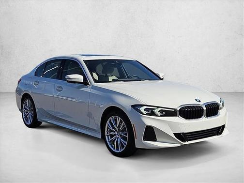 Alpine White 2024 BMW 330e 330e