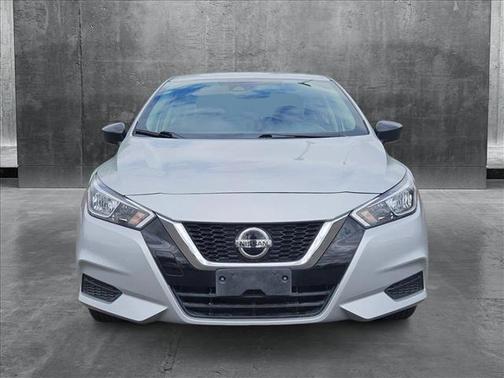 2022 Nissan Versa 1.6 S