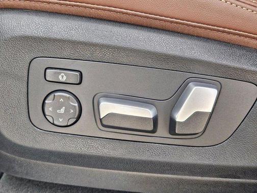 Skyscraper Grey Metallic 2026 BMW X5 PHEV xDrive50e