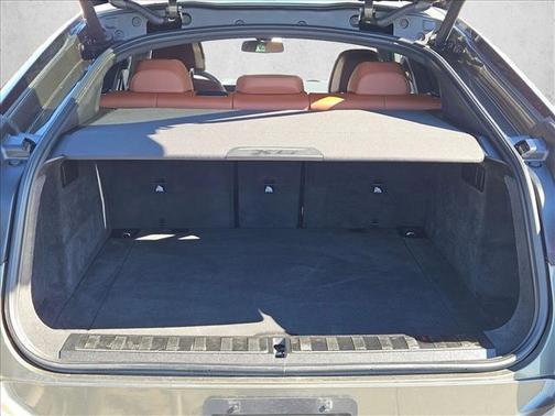 2025 BMW X6 xDrive40i