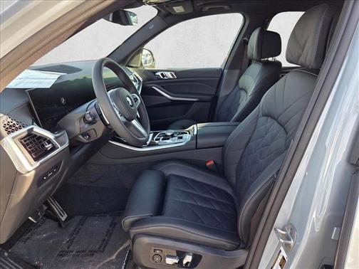Brooklyn Grey Metallic 2026 BMW X5 xDrive40i