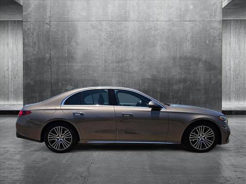 2025 Mercedes-Benz E-Class 4MATIC