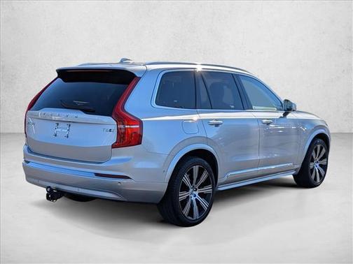 Bright Silver Metallic 2022 Volvo XC90 T6 Inscription