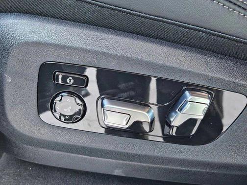 Dravit Grey Metallic 2026 BMW X5 PHEV xDrive50e