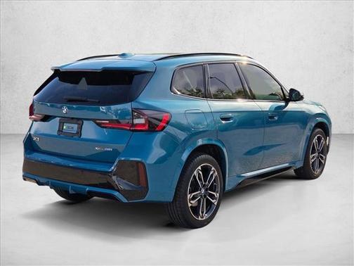 Blue Bay Lagoon Metallic 2023 BMW X1 xDrive28i