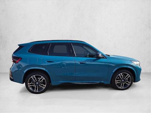 Blue Bay Lagoon Metallic 2023 BMW X1 xDrive28i