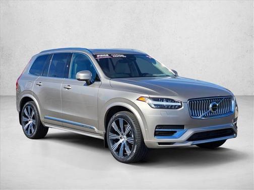 2024 Volvo XC90 Recharge Plug-In Hybrid T8 Ultimate Bright Theme 7-Seater