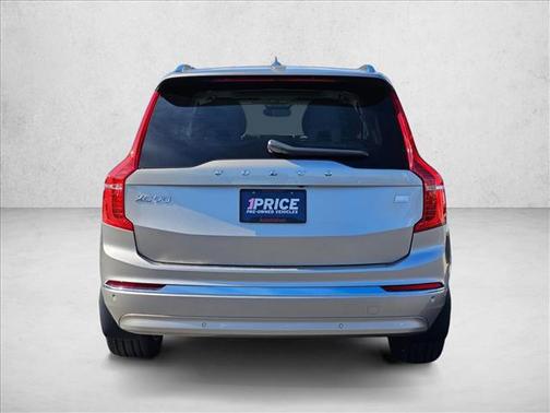 2024 Volvo XC90 Recharge Plug-In Hybrid T8 Ultimate Bright Theme 7-Seater