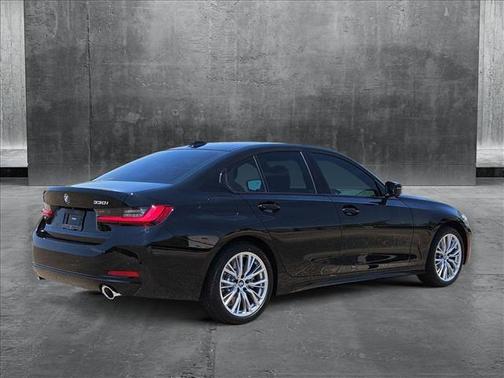 2023 BMW 330 330i