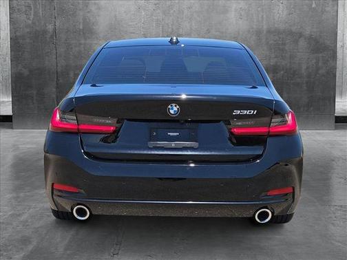 2023 BMW 330 330i