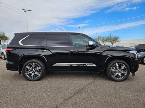 2023 Toyota Sequoia Capstone