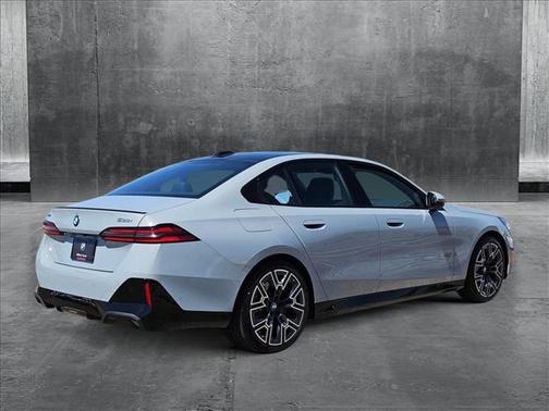 2026 BMW 530 i xDrive
