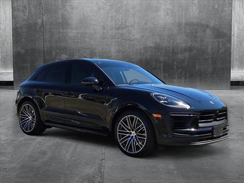 2023 Porsche Macan Base