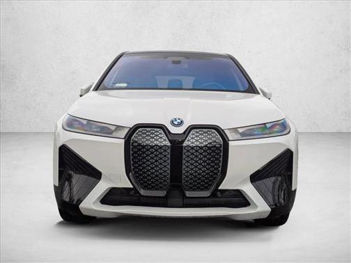 2025 BMW iX xDrive50