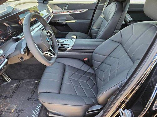 Black Sapphire Metallic 2025 BMW 760 xDrive