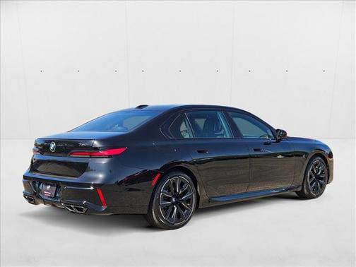 2025 BMW 760 i xDrive
