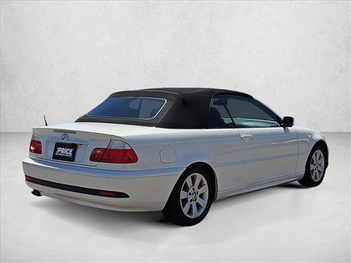Alpine White 2005 BMW 325 Ci