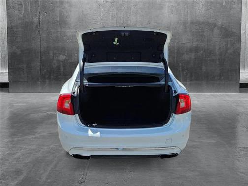 2017 Volvo S60 Inscription T5 Platinum