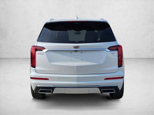 2025 Cadillac XT6 Premium Luxury FWD