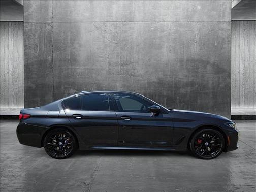 2023 BMW 540 i