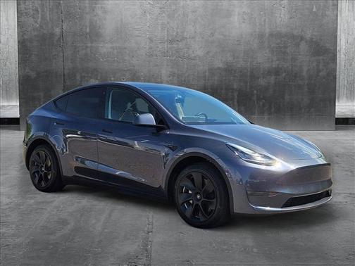 2023 Tesla Model Y Long Range Dual Motor All-Wheel Drive