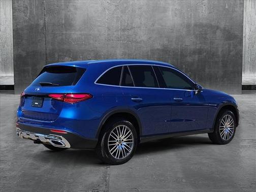 2025 Mercedes-Benz GLC 300 Base