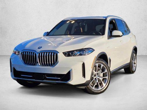 Alpine White 2026 BMW X5 PHEV xDrive50e