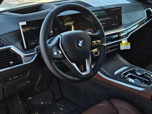 Alpine White 2026 BMW X5 PHEV xDrive50e
