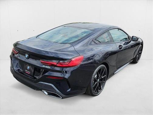 2025 BMW 840 i