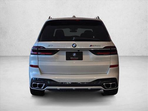 2025 BMW X7 M60i