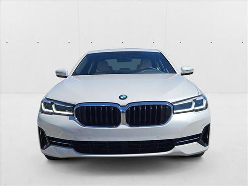 2023 BMW 530 i