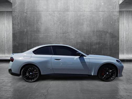 2024 BMW M240 i