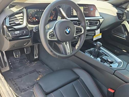 Black Sapphire Metallic 2026 BMW Z4 M40i
