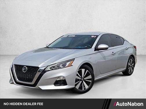Brilliant Silver Metallic 2021 Nissan Altima 2.5 SL