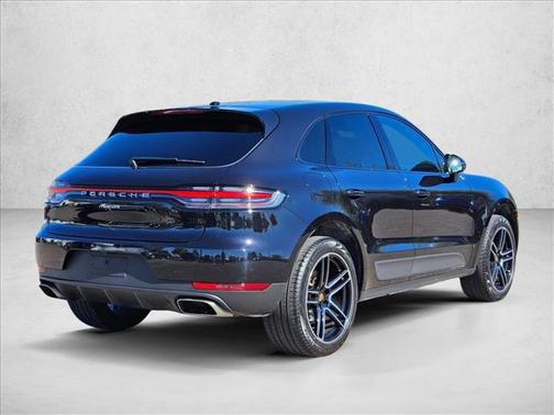 2021 Porsche Macan AWD